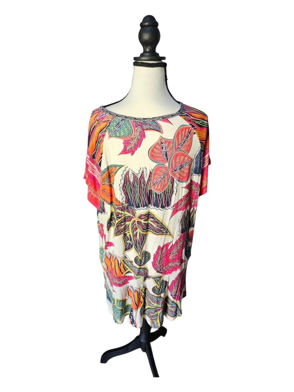 Soft Surroundings Tigerwood Placed Print Tunic Top in Ecru Multi - Picture 7 of 9